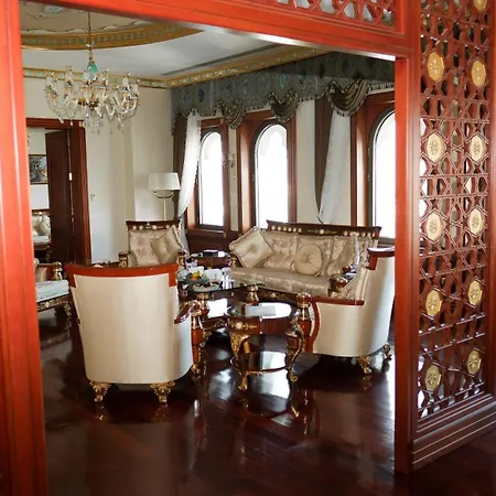 Hotell Meyra Palace