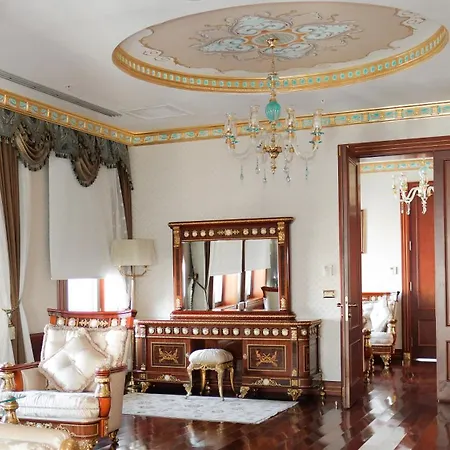 Meyra Palace Hotell