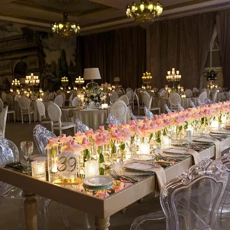 Meyra Palace Hotell