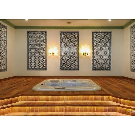 Hotell Meyra Palace