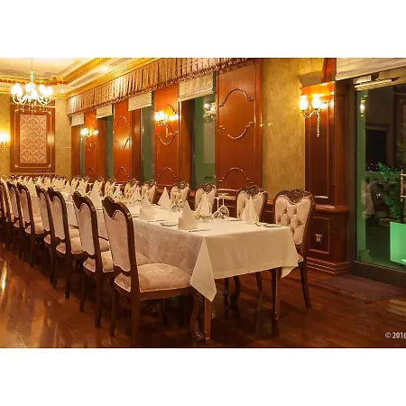Hotell Meyra Palace